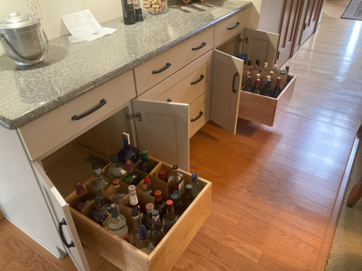 Heavy Duty drawer glides Heavy Duty drawer glides